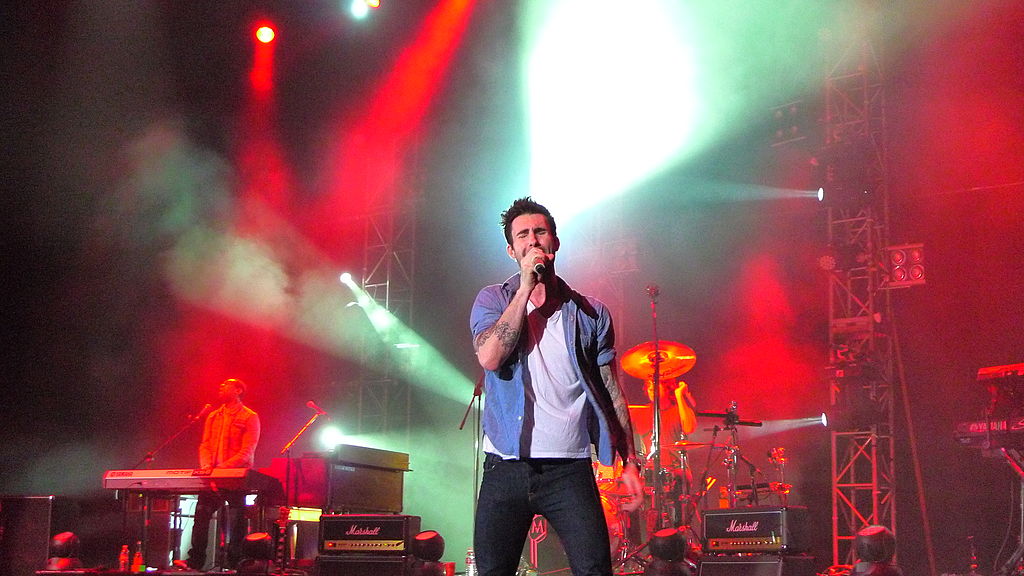 Maroon 5 em um show em Hong Kong